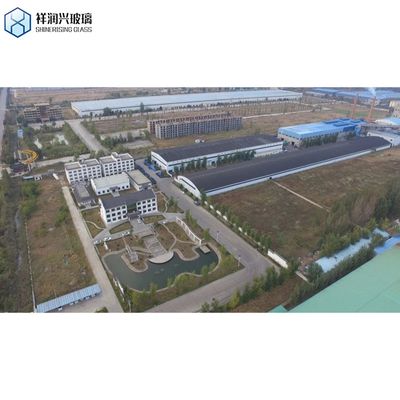 Ламмирующее изогнутое изогнутое отвержденное низкожелезное стекло 4 мм-19 мм со стандартом GB15763.2-2005