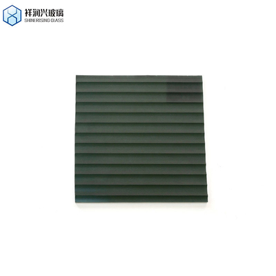 Прозрачное бронзовое каратачи Qingdao Mistlite Flora Fluted Pattern Glass 3 мм-8 мм в Циндао