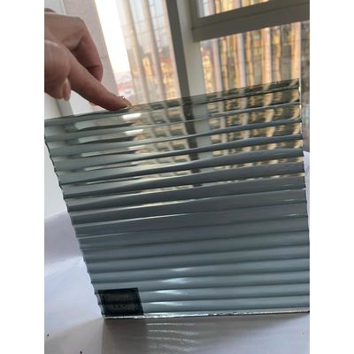 Плоская полированная 3-19 мм горячеплавкая дождевая точка образец стеклянный лист для закаленных балюстрад