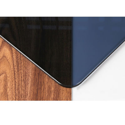 Строительное искусство на заказ Белое дихроическое стекло закаленное градиентное ламинированное покрытие стекло