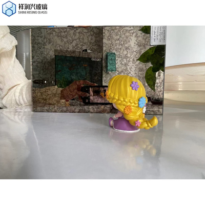 Серебряная отделка Retro Modern Custom Beveled Antique Mirror Tiles для классического настенного искусства